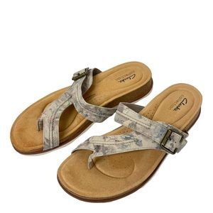 Clarks Sandals Buckle Toe Post Brynn Madi Leather Thong Beige 9M